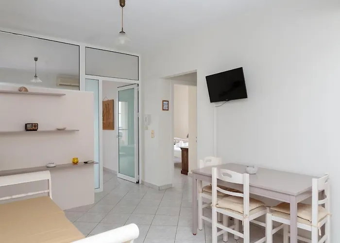 Natassa Apartments