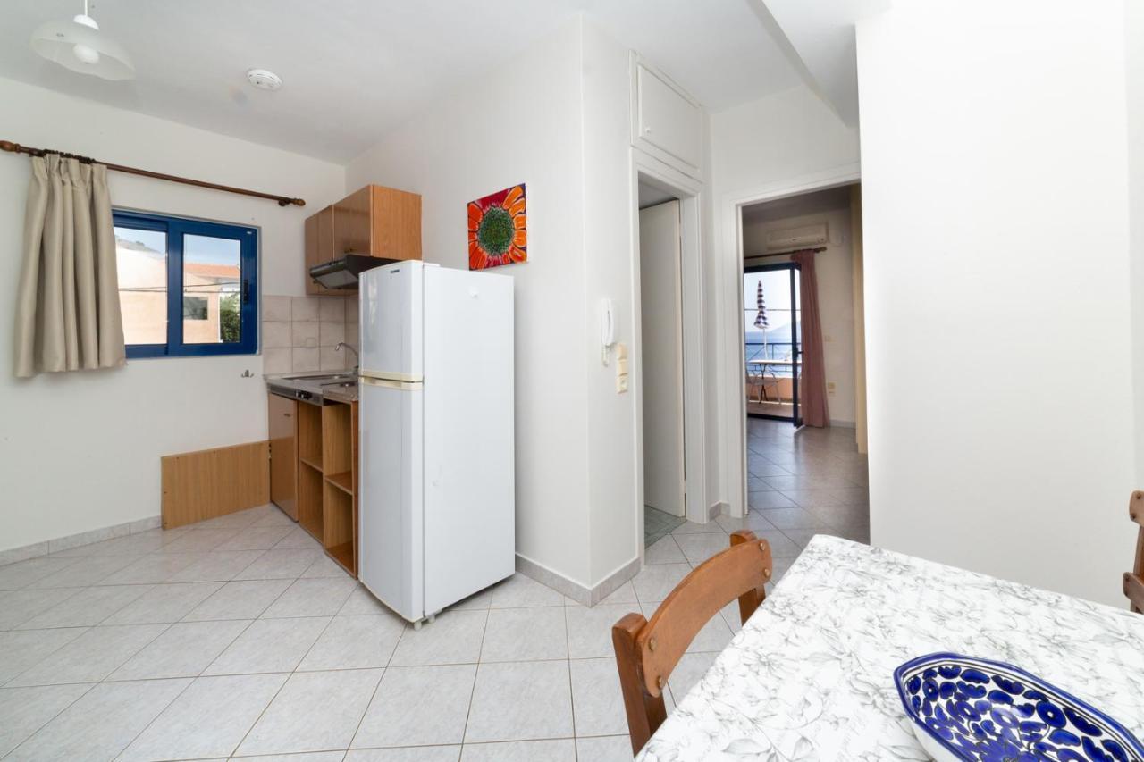 Natassa Apartment *