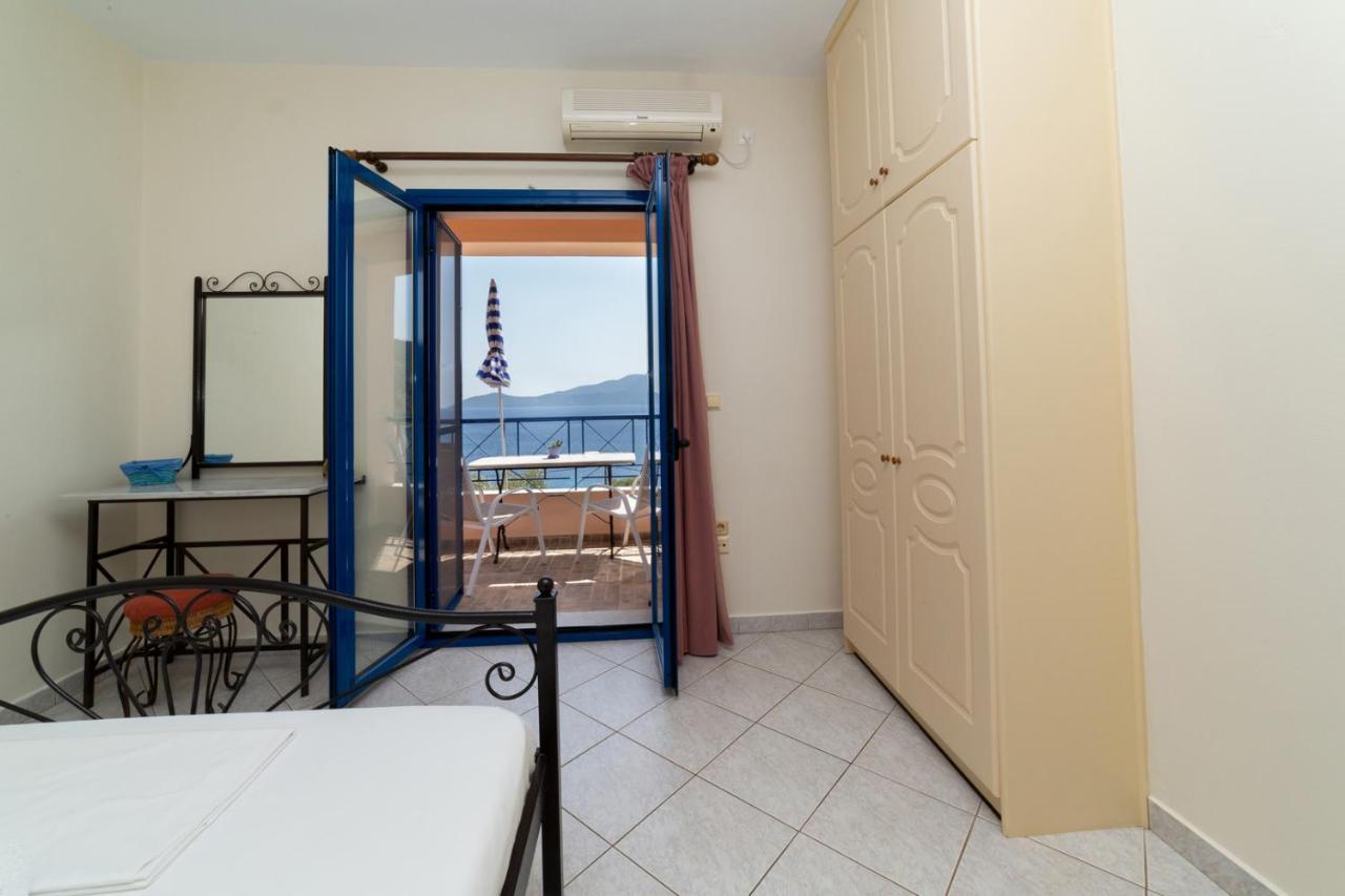 Natassa Apartment *