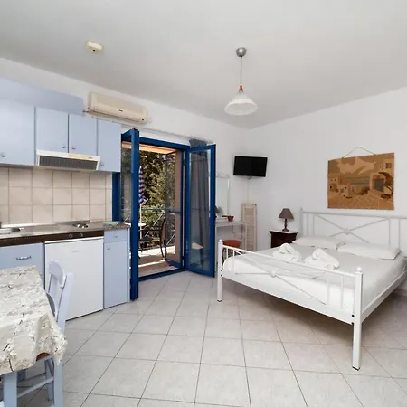 Natassa Apartments Agia Efimia Exterior photo